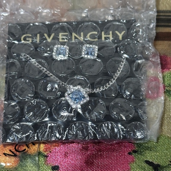 NWT Givenchy earrings and necklace set. - Picture 2 of 5